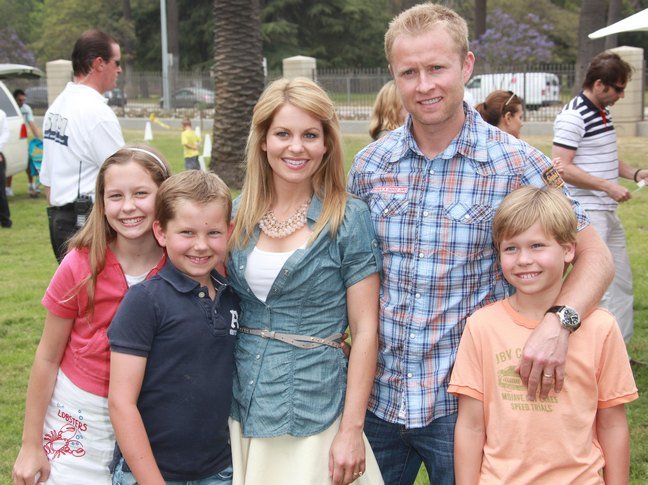 Candace Cameron Bure blue shirt white skirt belt white tank top